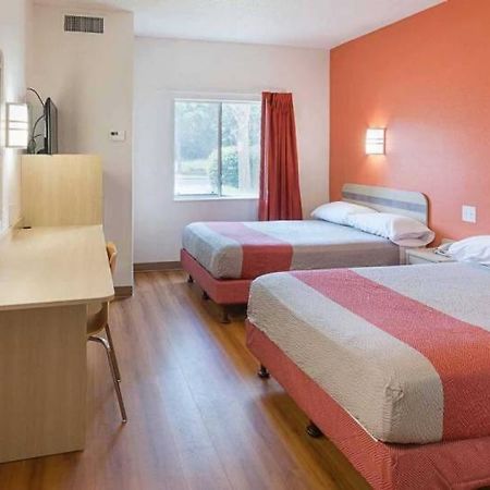Motel 6 Колумбия Экстерьер фото
